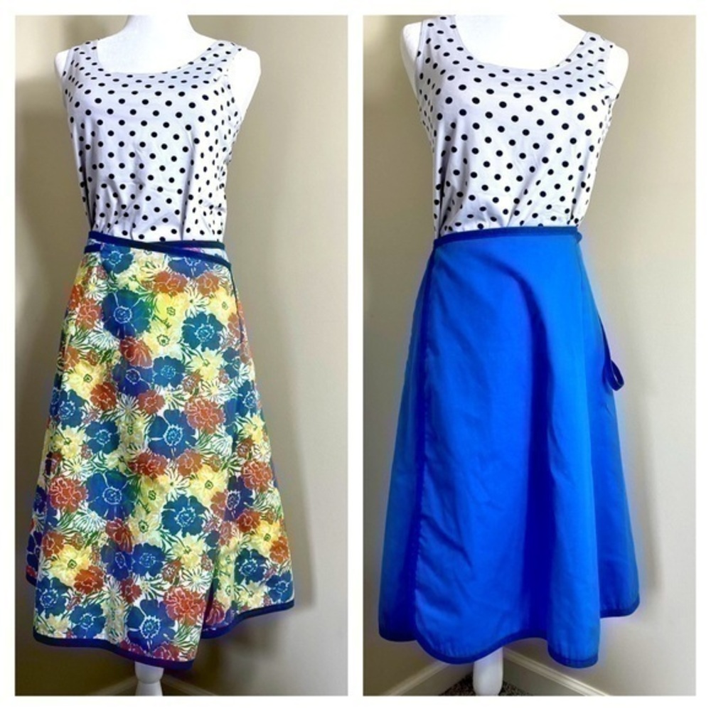 60s/70s reversible wrap skirt. Blue yellow. Vintage. Large. Floral.